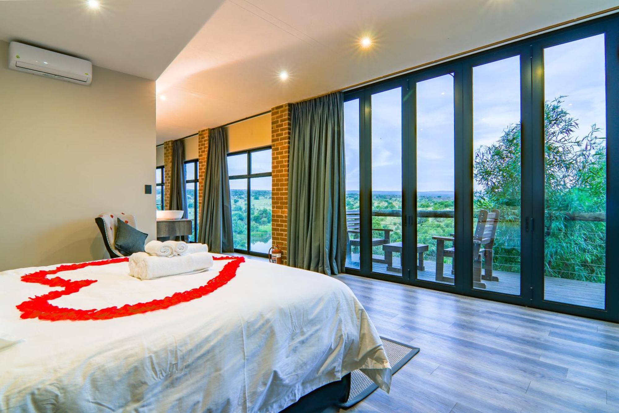 Cliffhanger Lodge Mabula Game Reserve 외부 사진