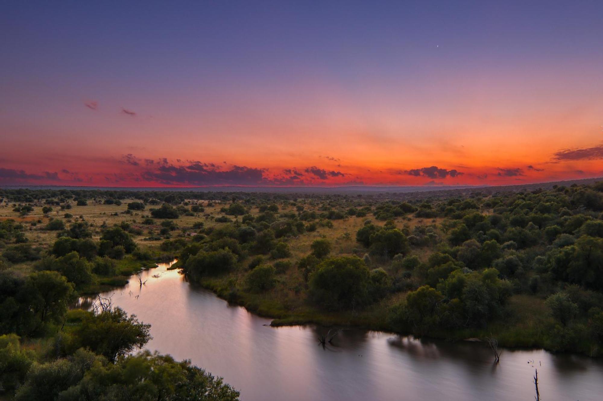 Cliffhanger Lodge Mabula Game Reserve 외부 사진